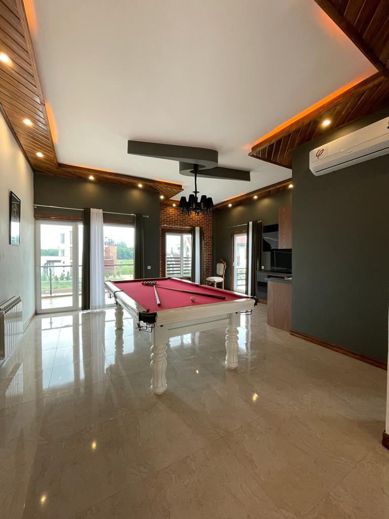 ویلای ۳۰۰ متری استخردار