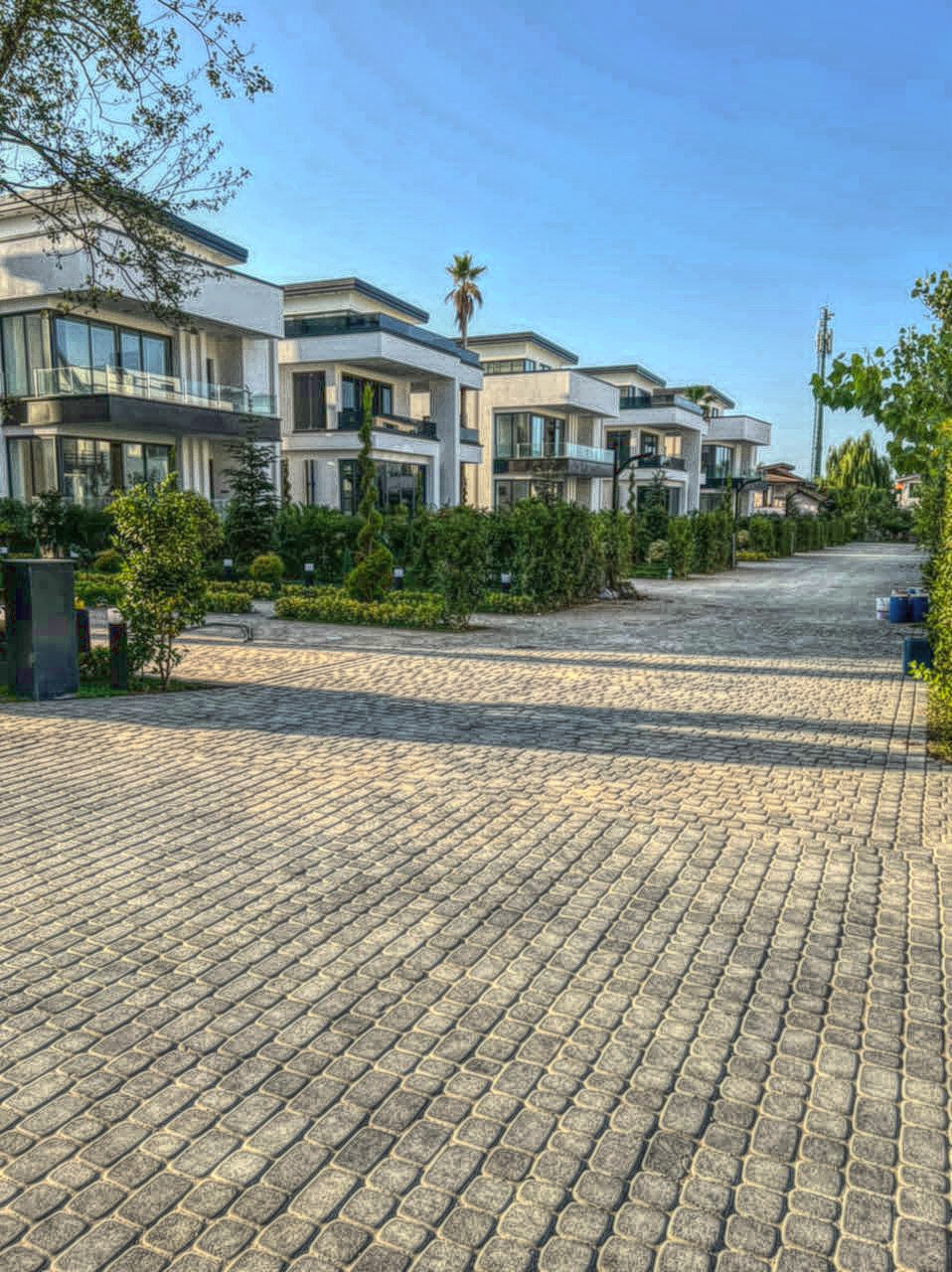 ویلاهای مدرن شهرکی رویان