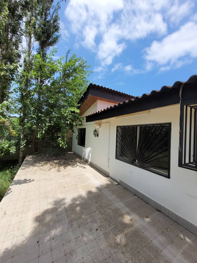 ویلای  950 متری لوکیشن قوی آویدر سیسنگان