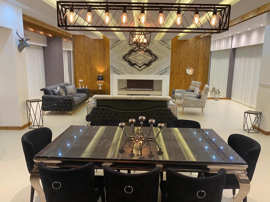 ویلای 520 متری لاکچری و  شهرکی 