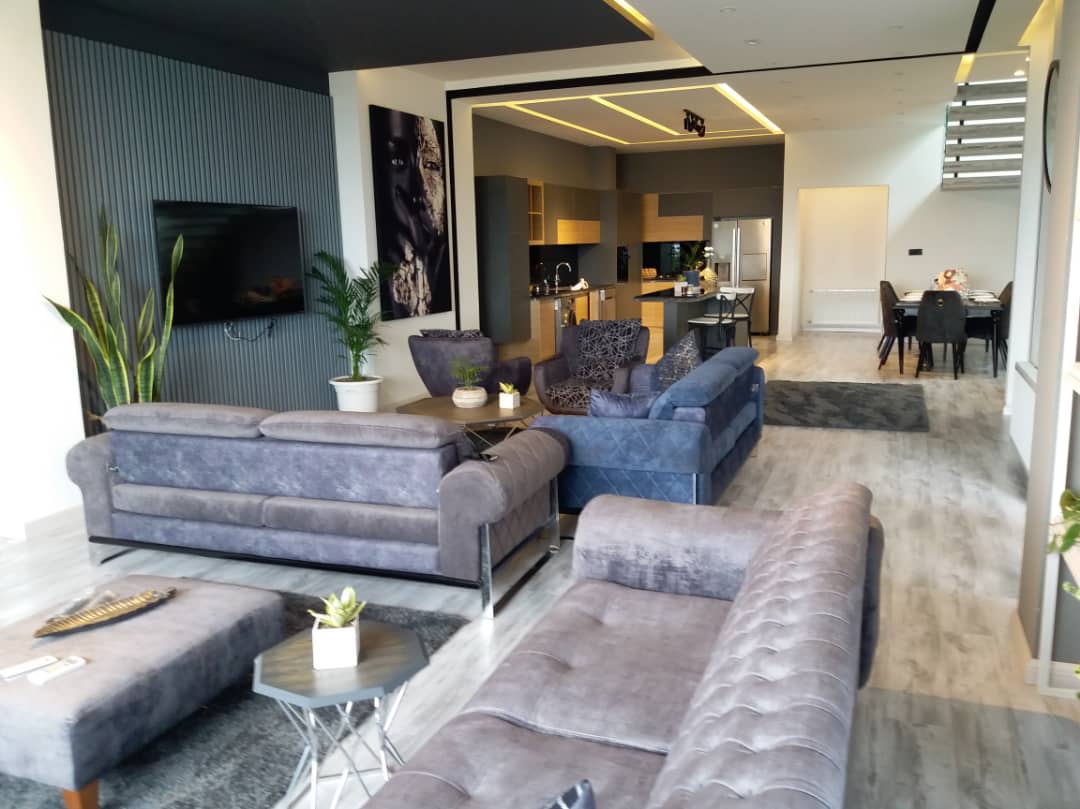 ویلای 1300 متری لاکچری ساحلی