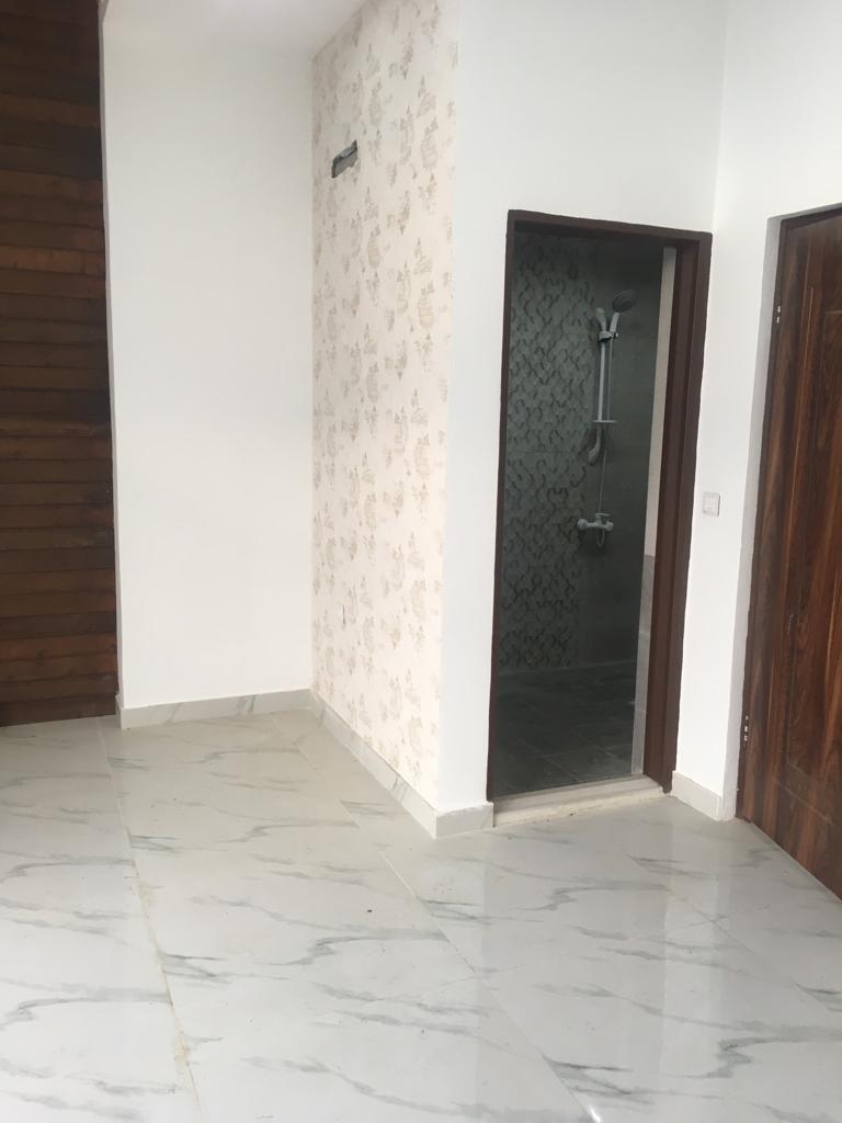 ویلای 6000 متری دوبلکس و مدرن ونوش