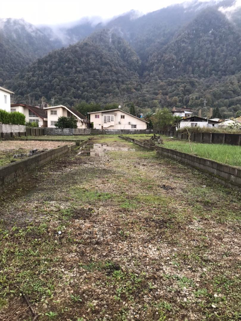 زمین با قواره ۵۰۰ و 6۵۰ متری چلک