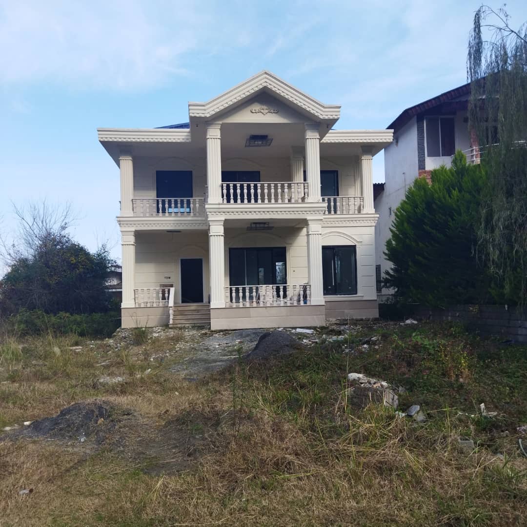 ویلای   450 متری کلاسیک دزدک