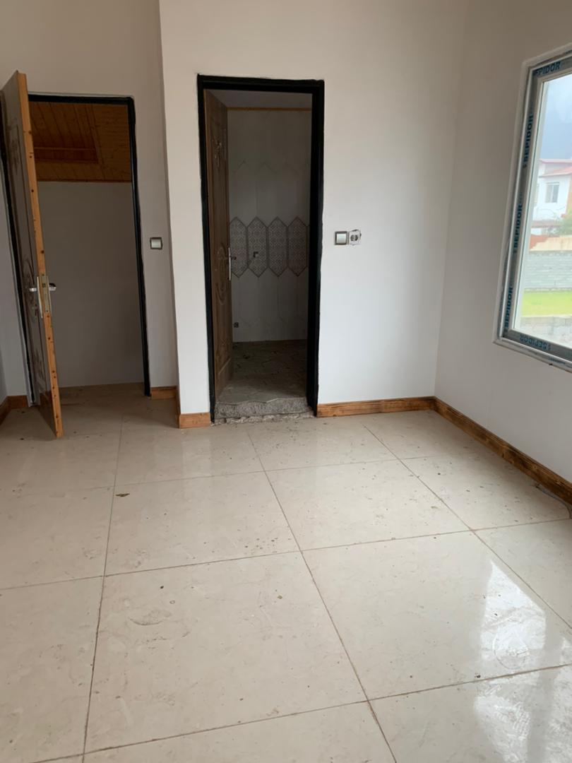 ویلای ۲۷۰ متری نیم پیلوت سنگسرا