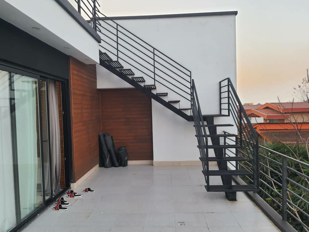 ویلا 330 متری دوبلکس شهرکی 