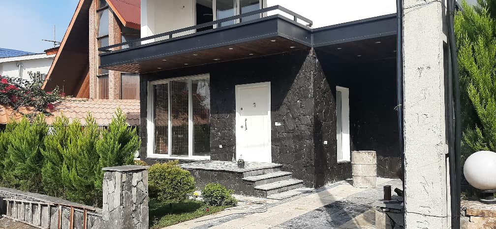 ویلا 300 متری ملکار 