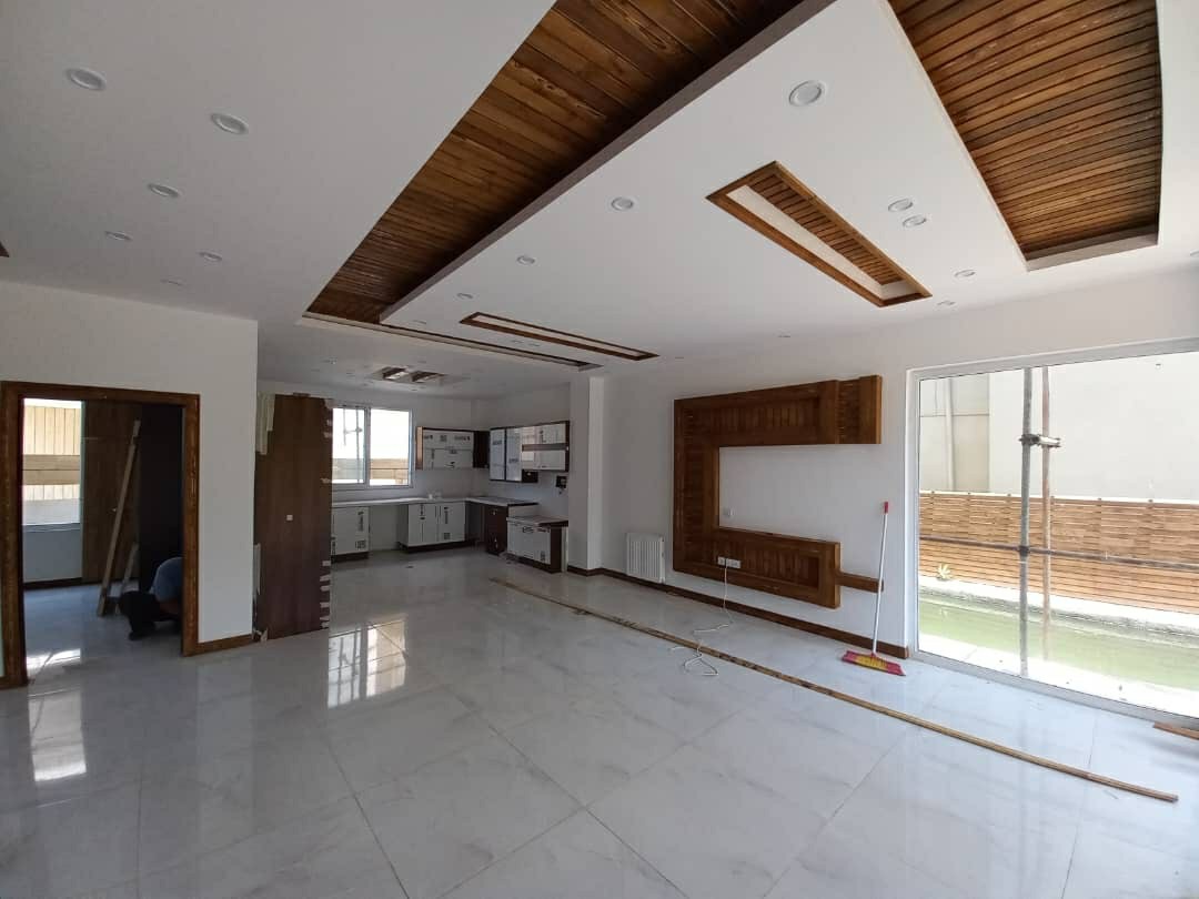 ویلا 260 متری مدرن لوکس استخر دار 