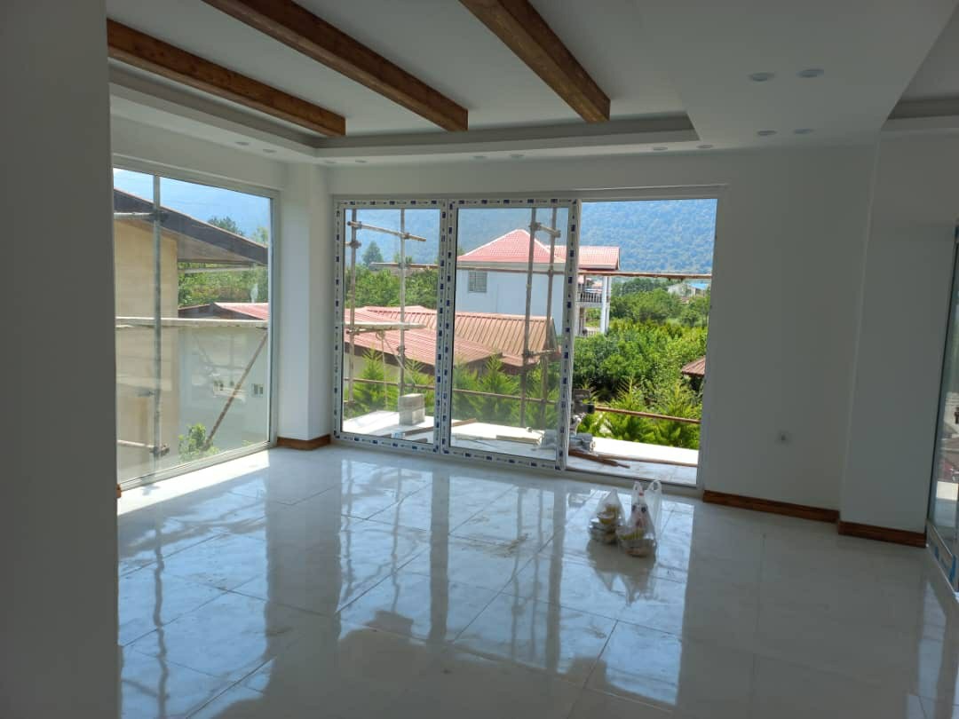 ویلا 260 متری مدرن لوکس استخر دار 