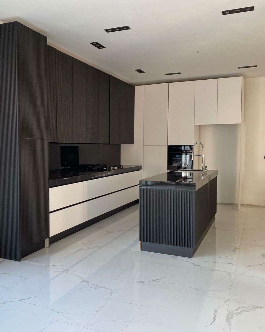 ویلا 738 متری شهرکی لوکس چلک