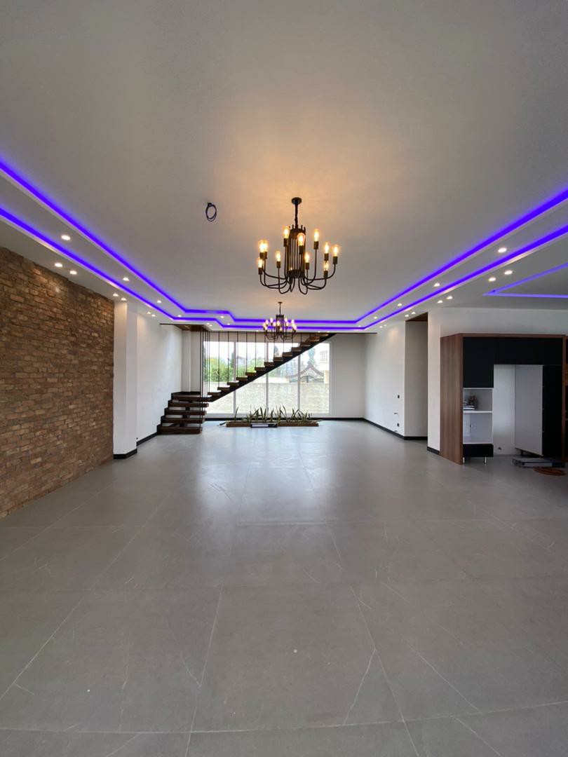 ویلا 463 متری لوکس مدرن شهرکی 