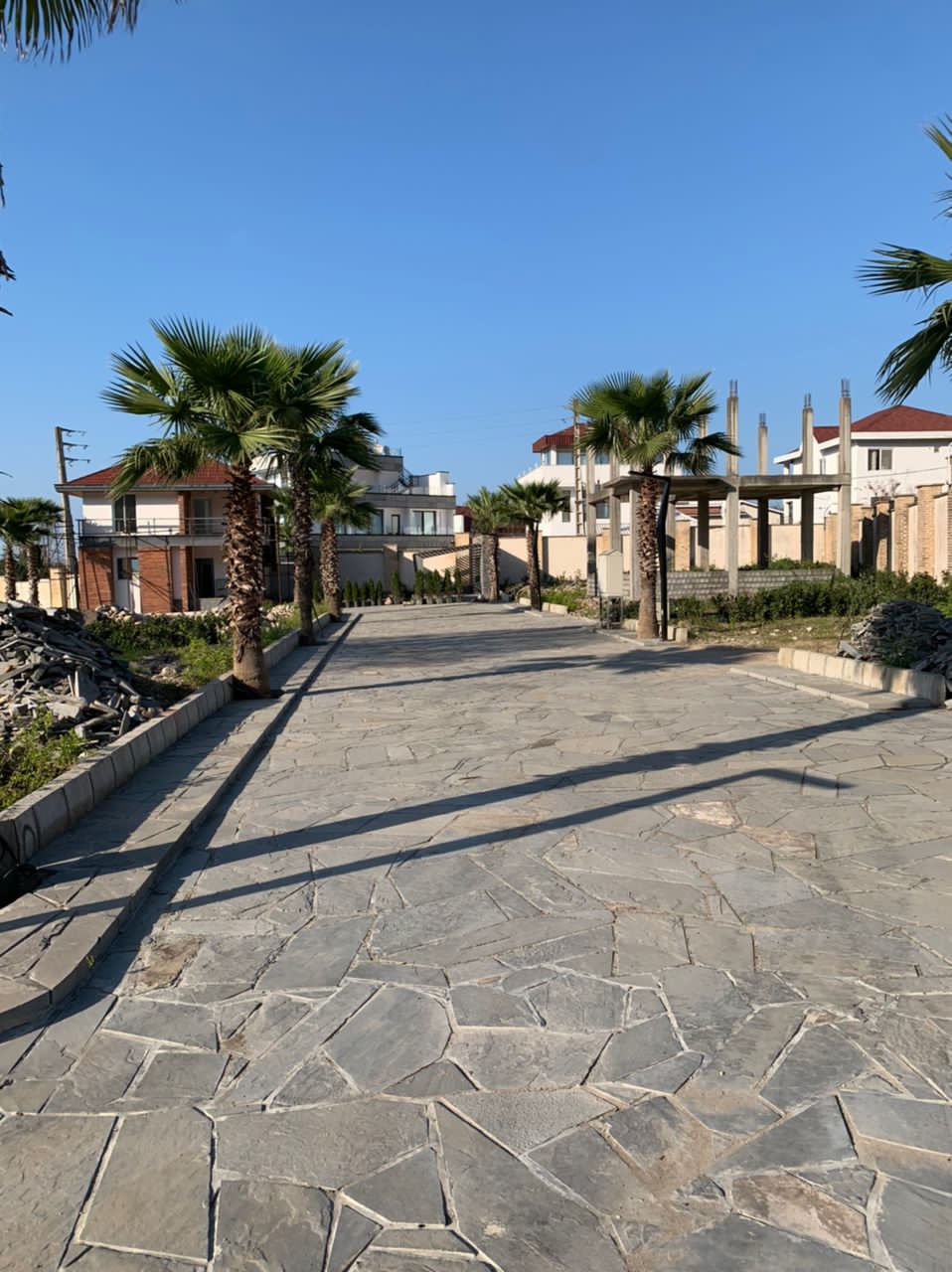 سه قطعه زمین ۳۵۰،۴۰۰و۵۰۰متری نخ شمال 