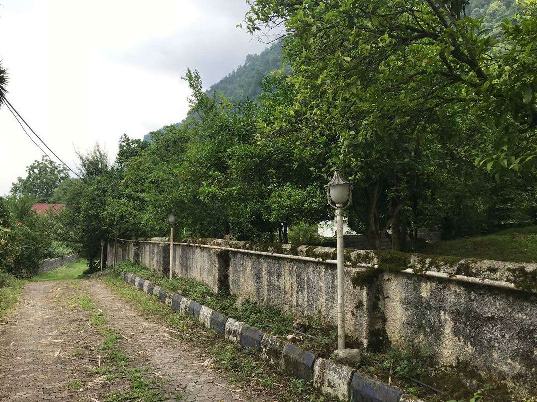 دو زمین 1300 متری و 500متری با بنا چلک