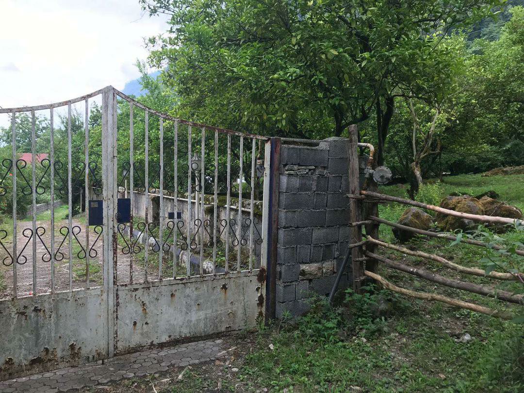 دو زمین 1300 متری و 500متری با بنا چلک