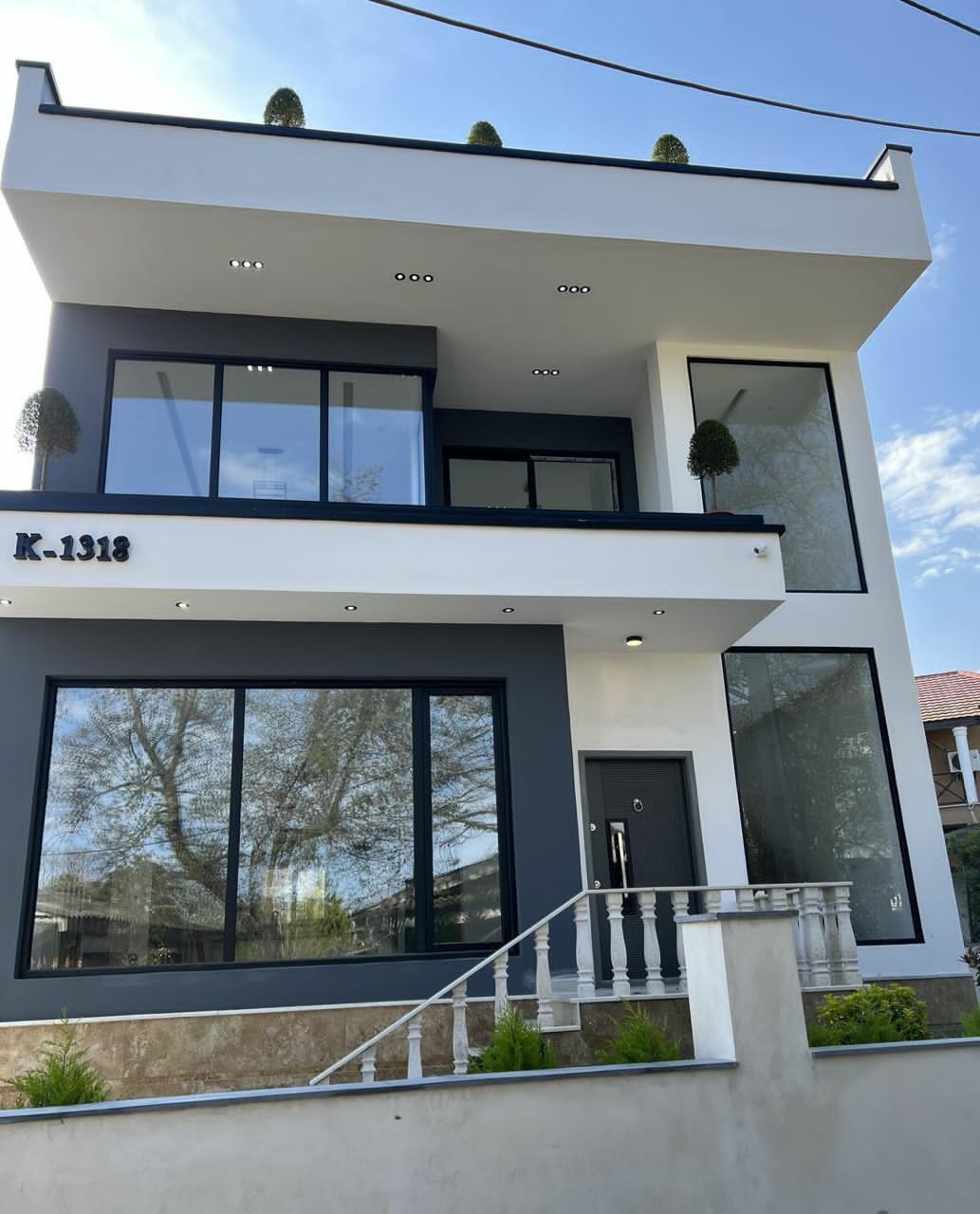 ویلا 240 متری شهرکی سیسنگان 