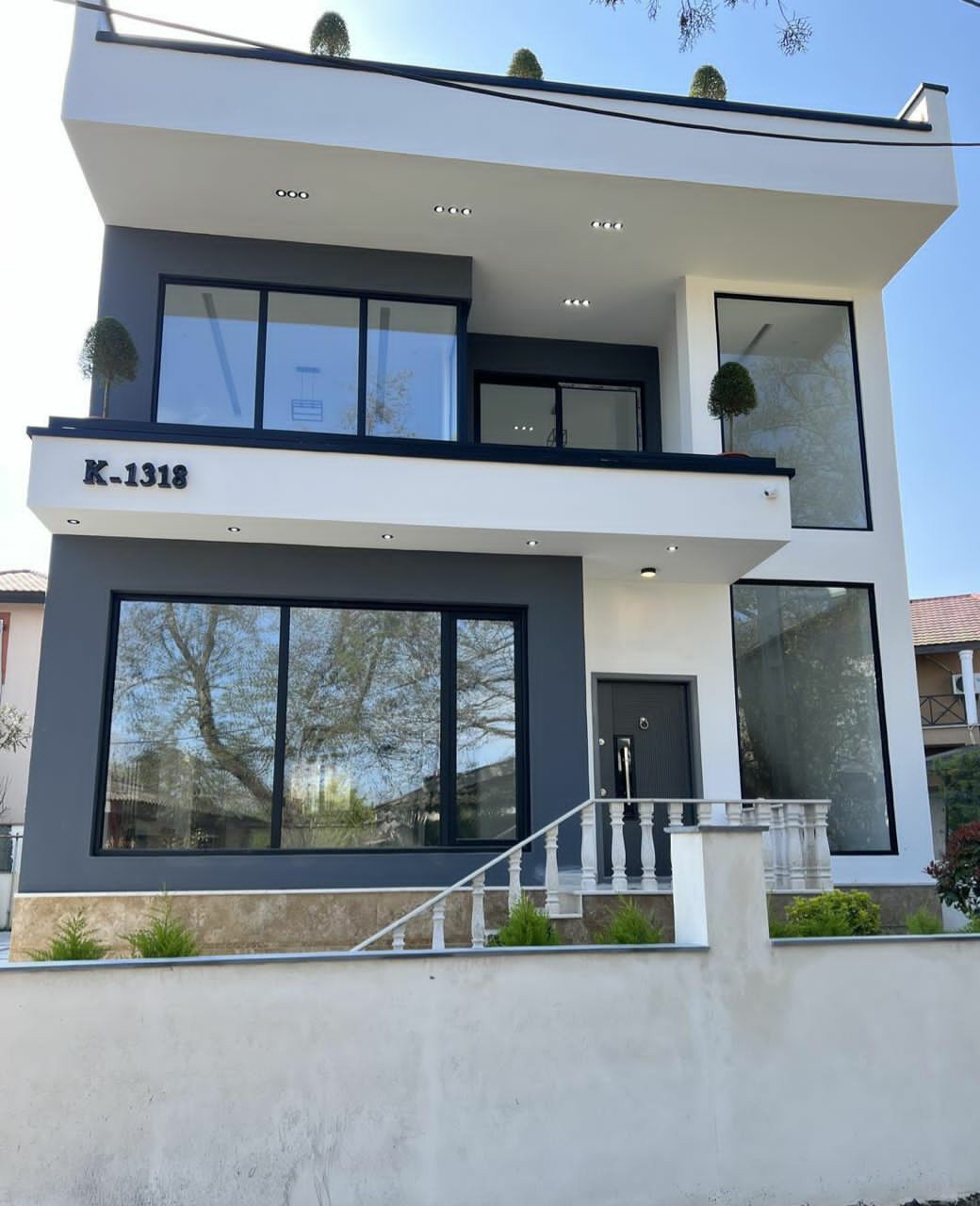 ویلا 240 متری شهرکی سیسنگان 