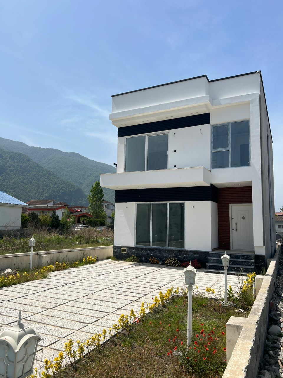 ویلا 250 متری مدرن چلندر 