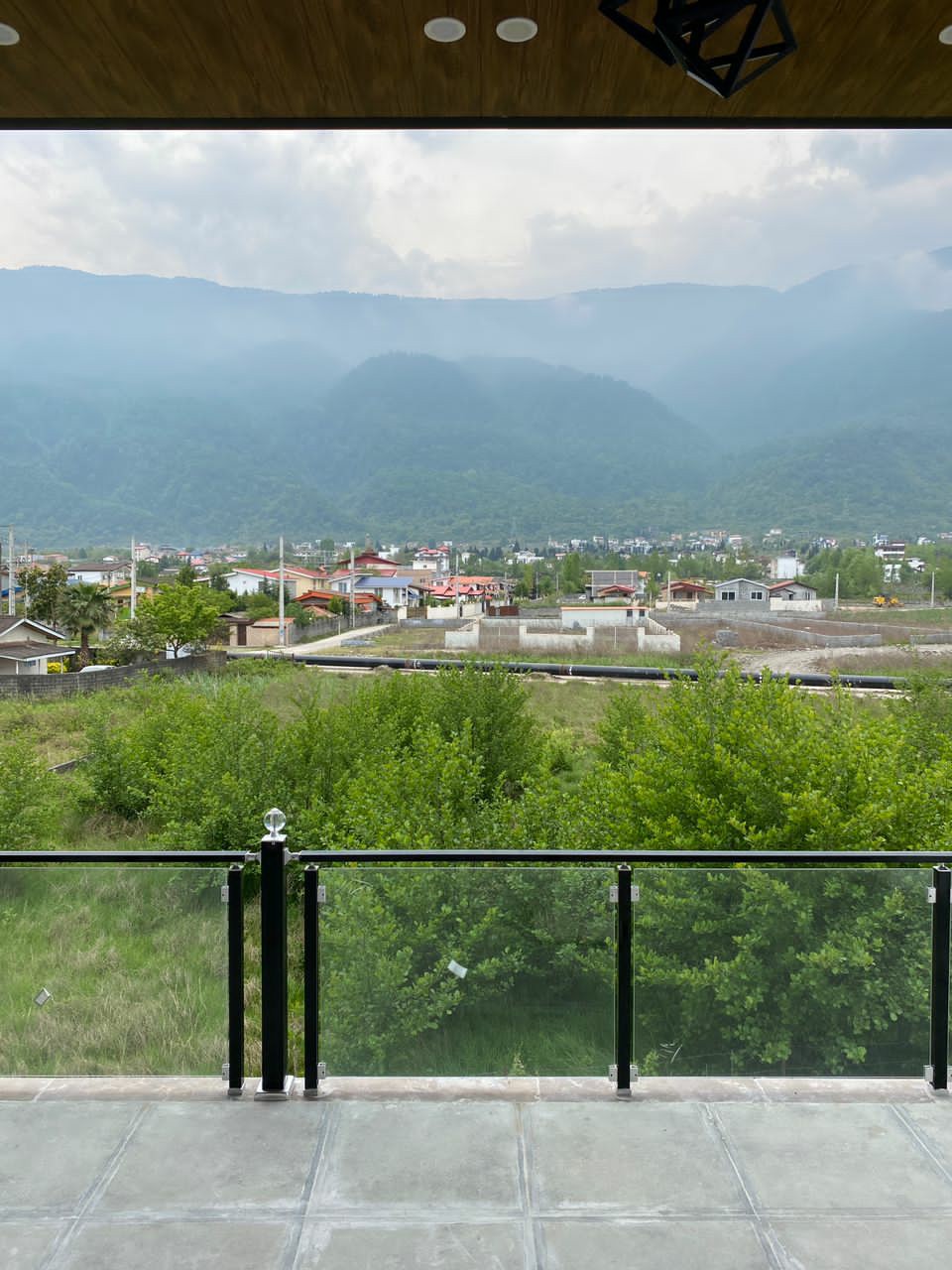 ویلا 360 متری مدرن نوساخت ملکار 