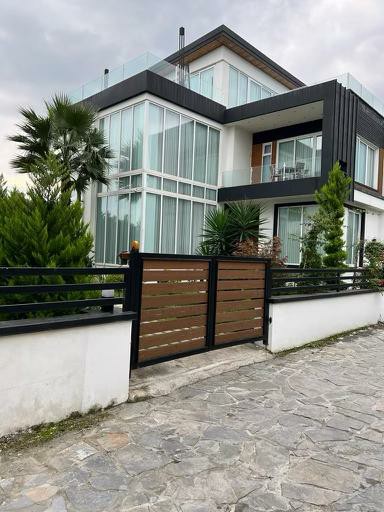 ویلا 500متری ساحلی تریبلکس شهرکی