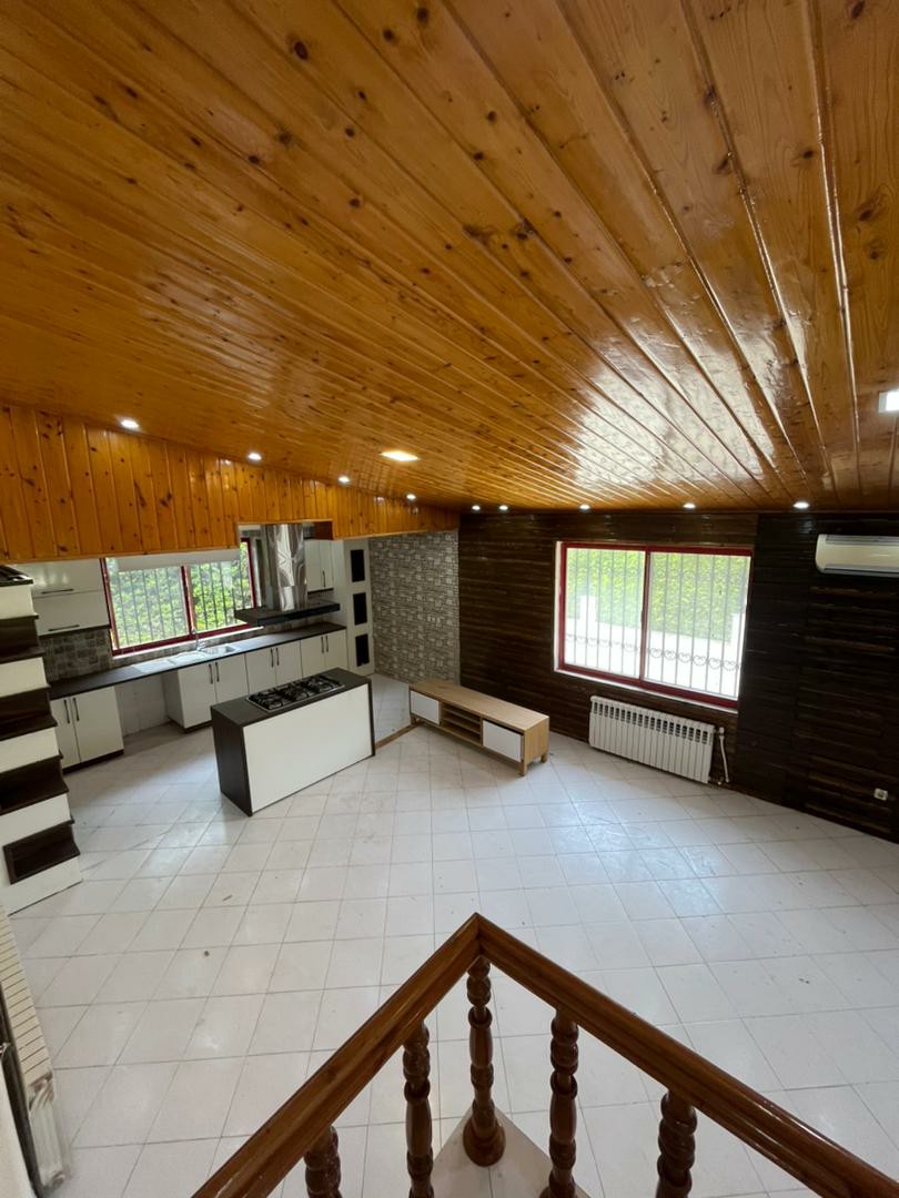 ویلا 330 متری داخل شهرک چلک 