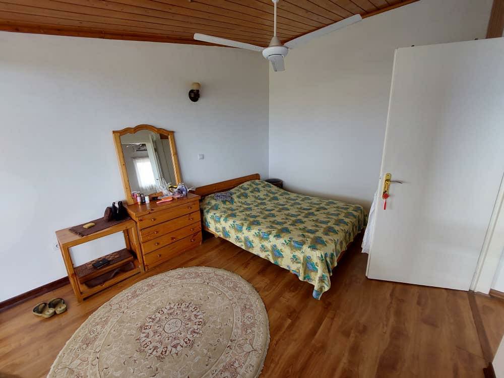 ویلا 1350 متری ساحلی  شهرکی