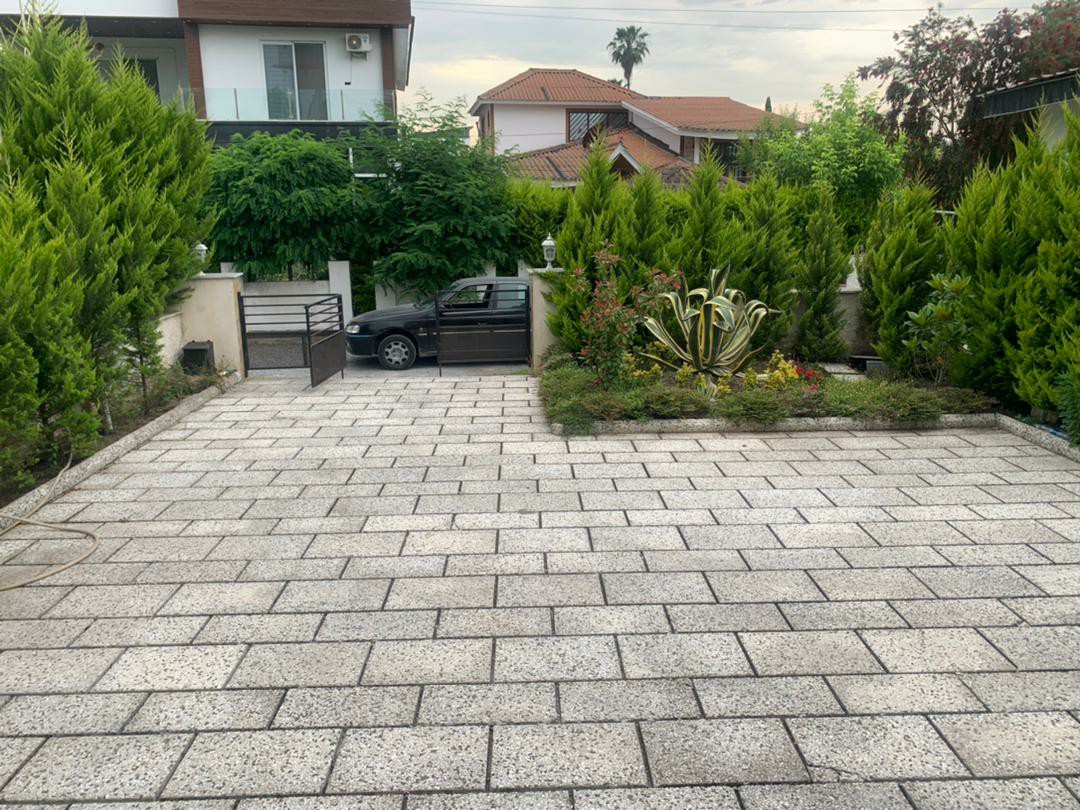 ویلا 300 متری شهرکی حومه ونوش 