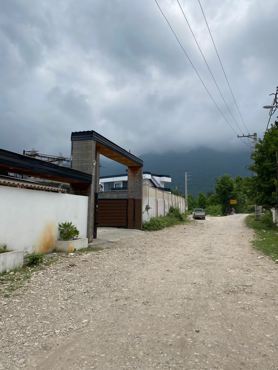 زمین 320 متری مسکونی آماده ساخت سیسنگان