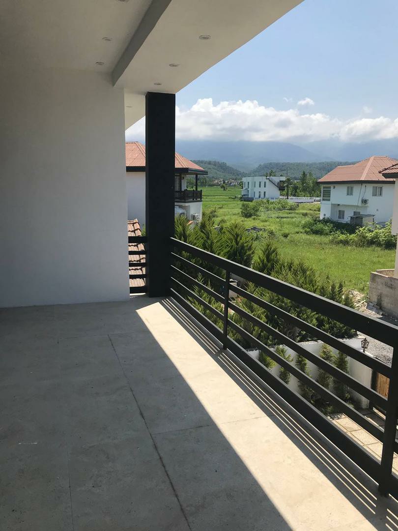 ویلا 300 متری مدرن نوساخت ونوش 