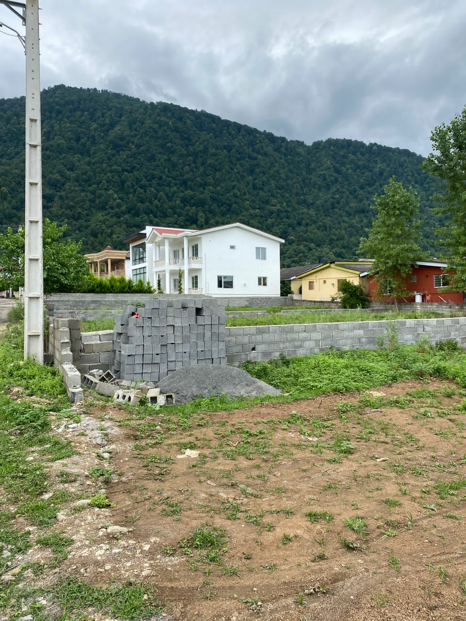 زمین 325 متری کاربری مسکونی سنگسرا 