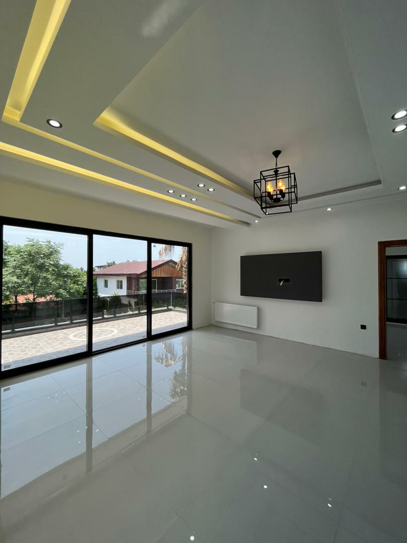 ویلا 320 متری شهرکی نوشهر