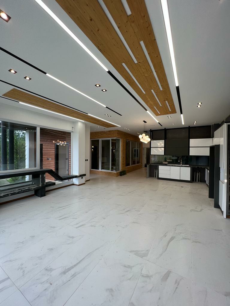 ویلا 700 متری نوساز مدرن نوشهر 