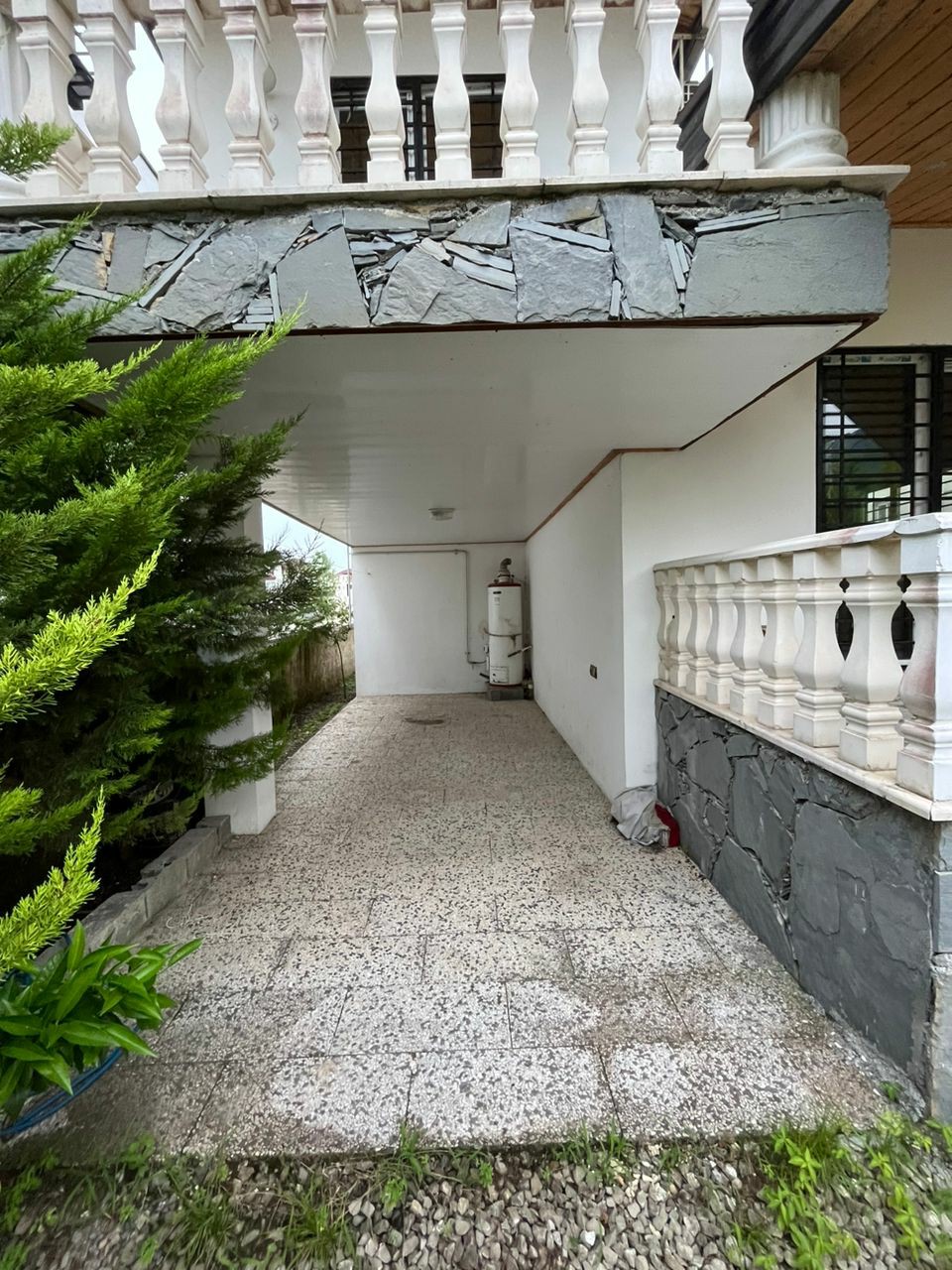 ویلا 221 متری سه سال ساخت نوشهر 