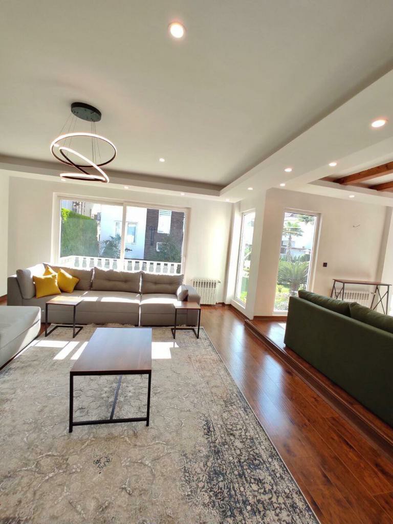 ویلا 405 متری شهرکی ونوش 