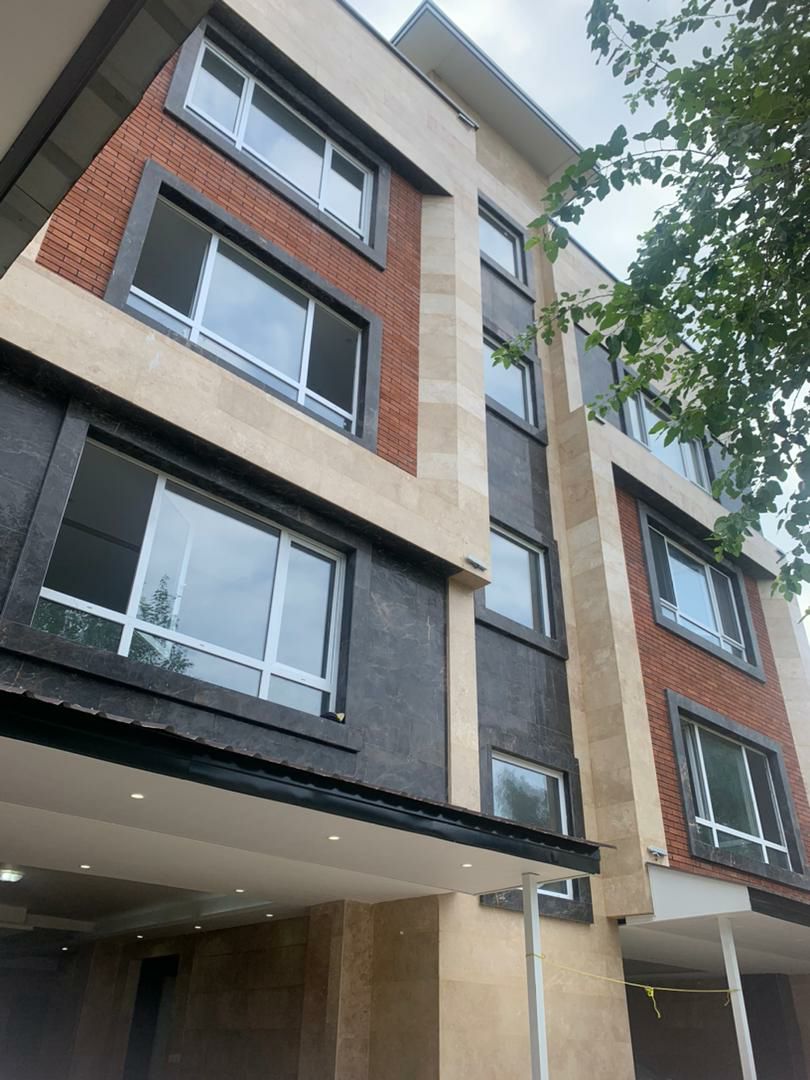 واحد 103 متری بنا نما 4 طرف سنگ نوشهر 