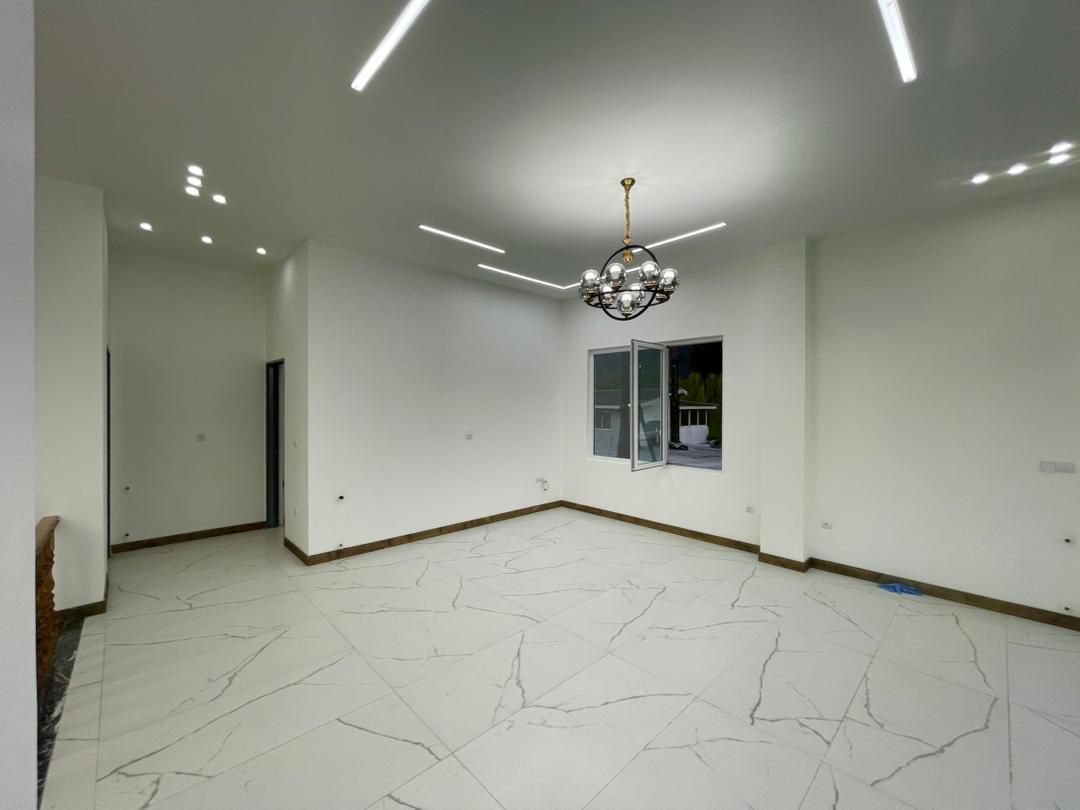 ویلا 270 متری دوبلکس نوساخت مدرن چلندر 