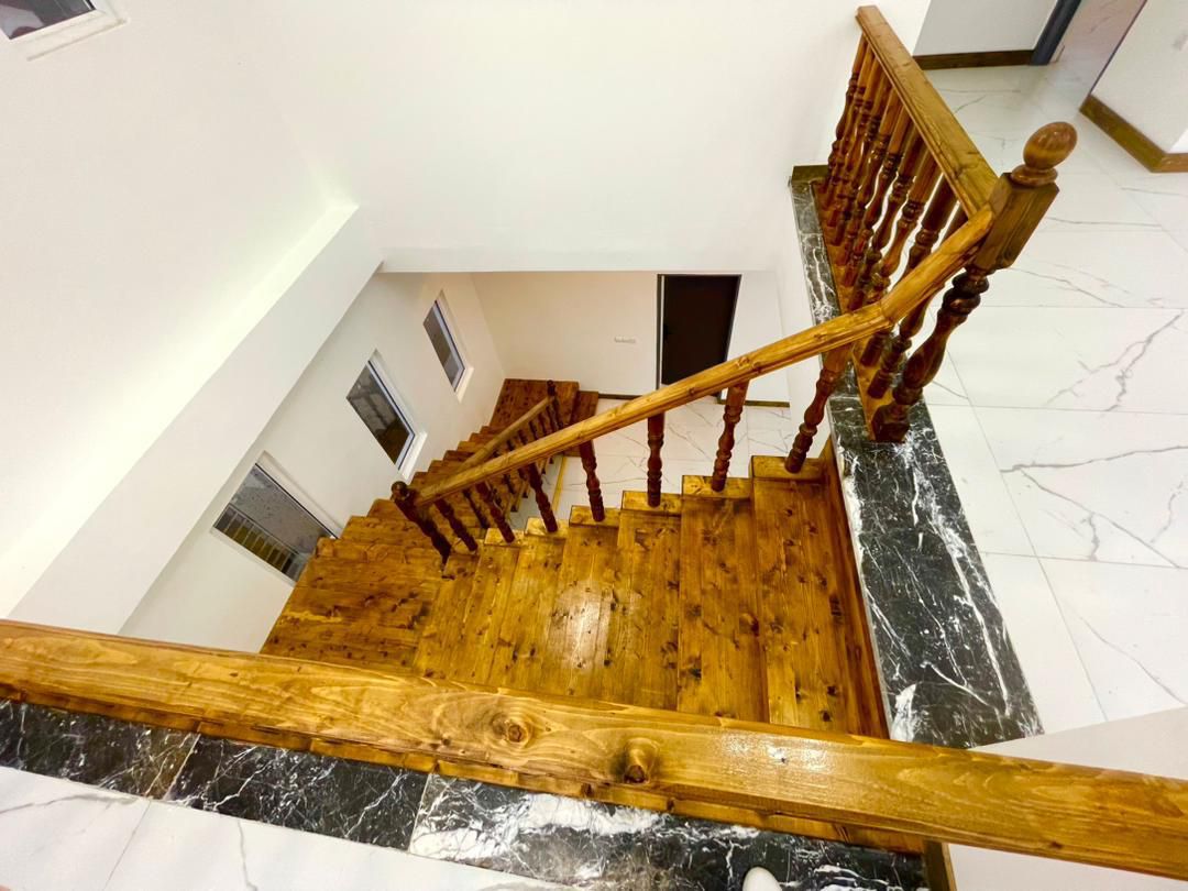 ویلا 270 متری دوبلکس نوساخت مدرن چلندر 