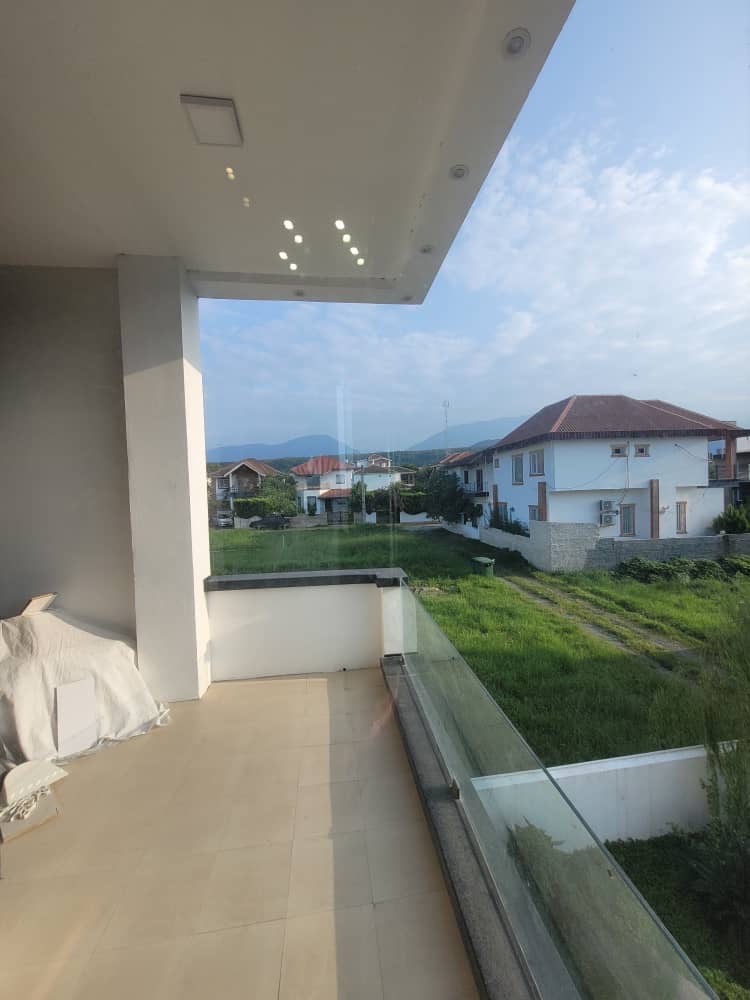 ویلای 600 متری شهرکی سند دار وازیوار