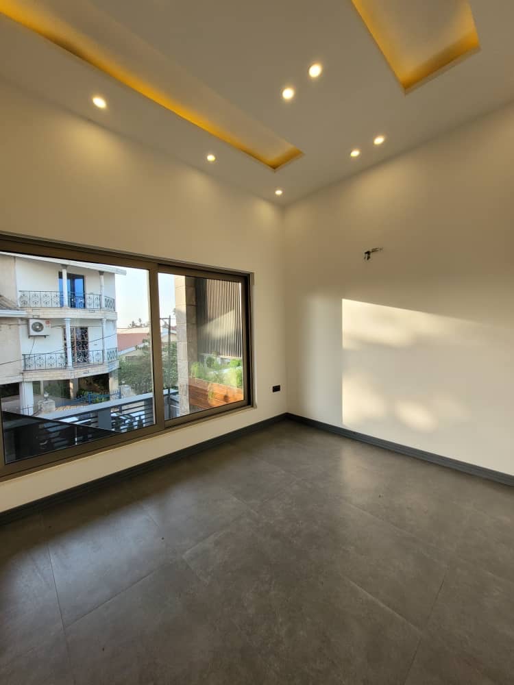 ویلای 500 متری نوساز مستقل ونوش