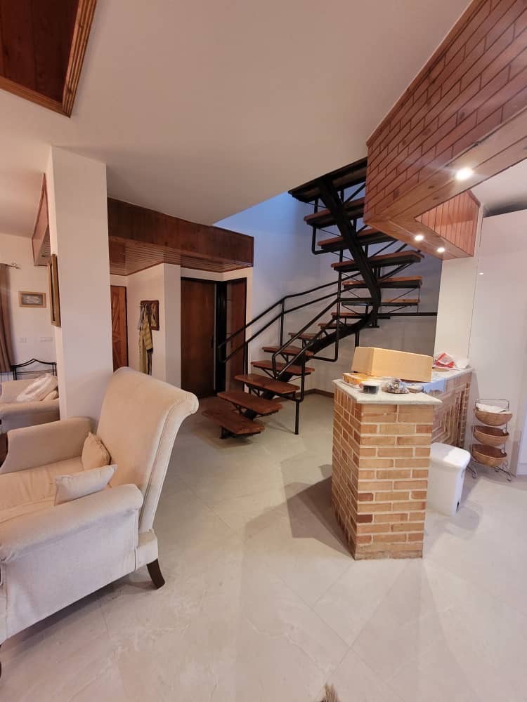 ویلا بغ 520 متری دوبلکس