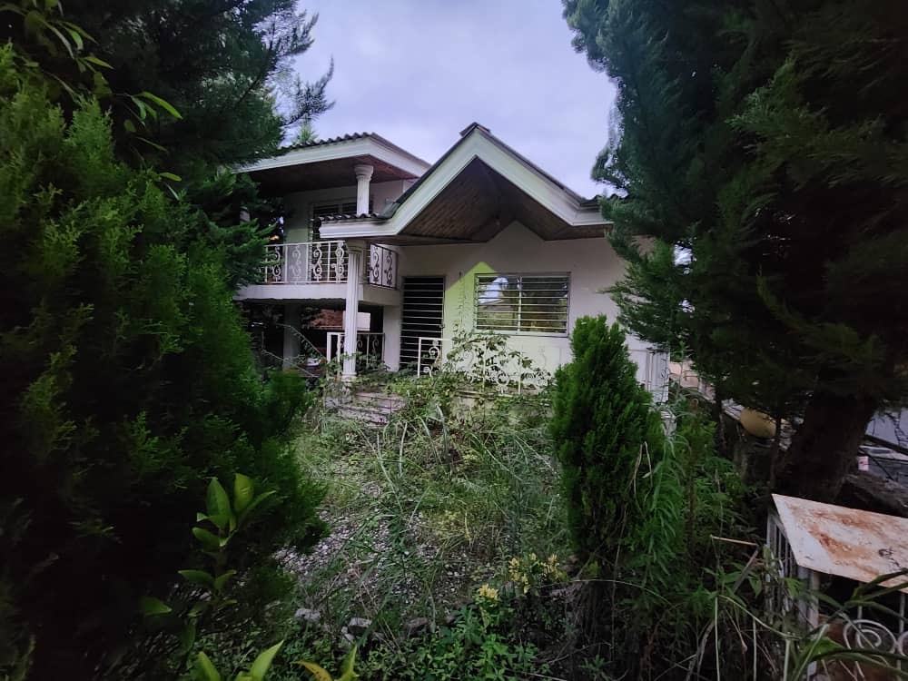 ویلای 220 متری نیم پیلوت شهرکی