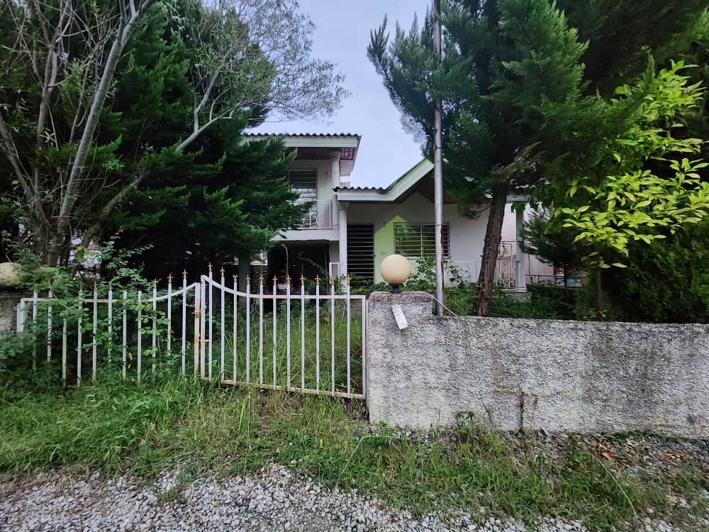 ویلای 220 متری نیم پیلوت شهرکی