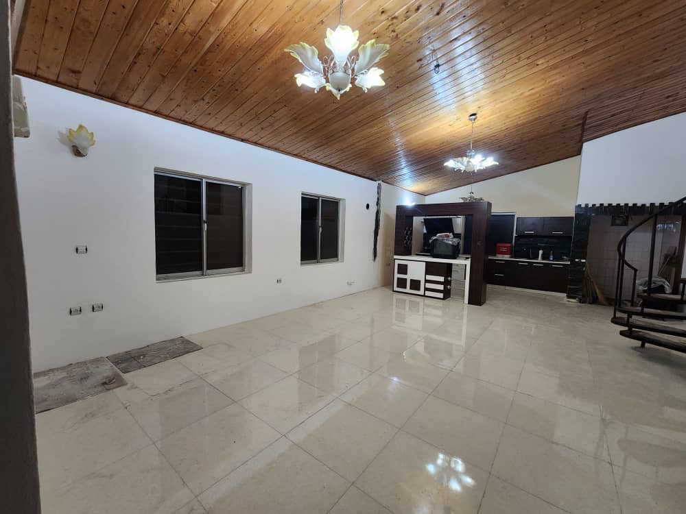 ویلای 250 متری نیم پیلوت محدوده سیسنگان