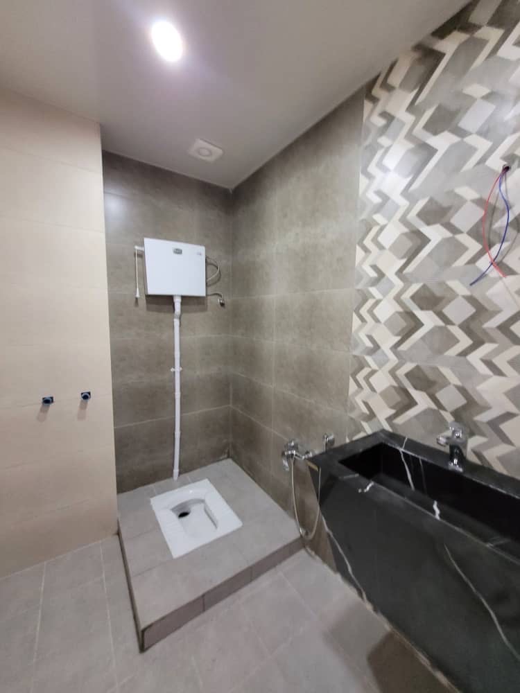 آپارتمان نوساز و شیک نزدیک به دریا