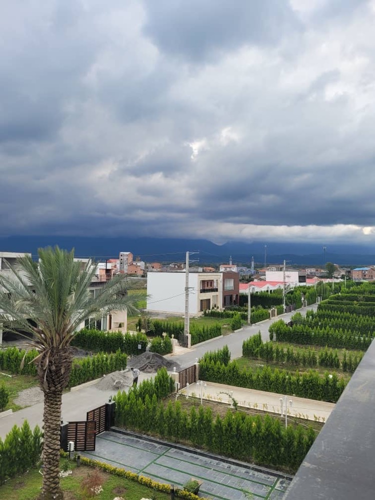 ویلای 300 متری شهرکی نور