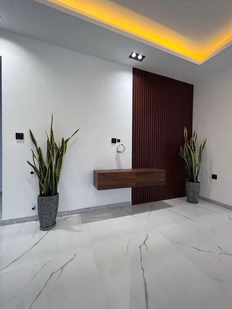 ویلای 220 متری نوساز و رویان