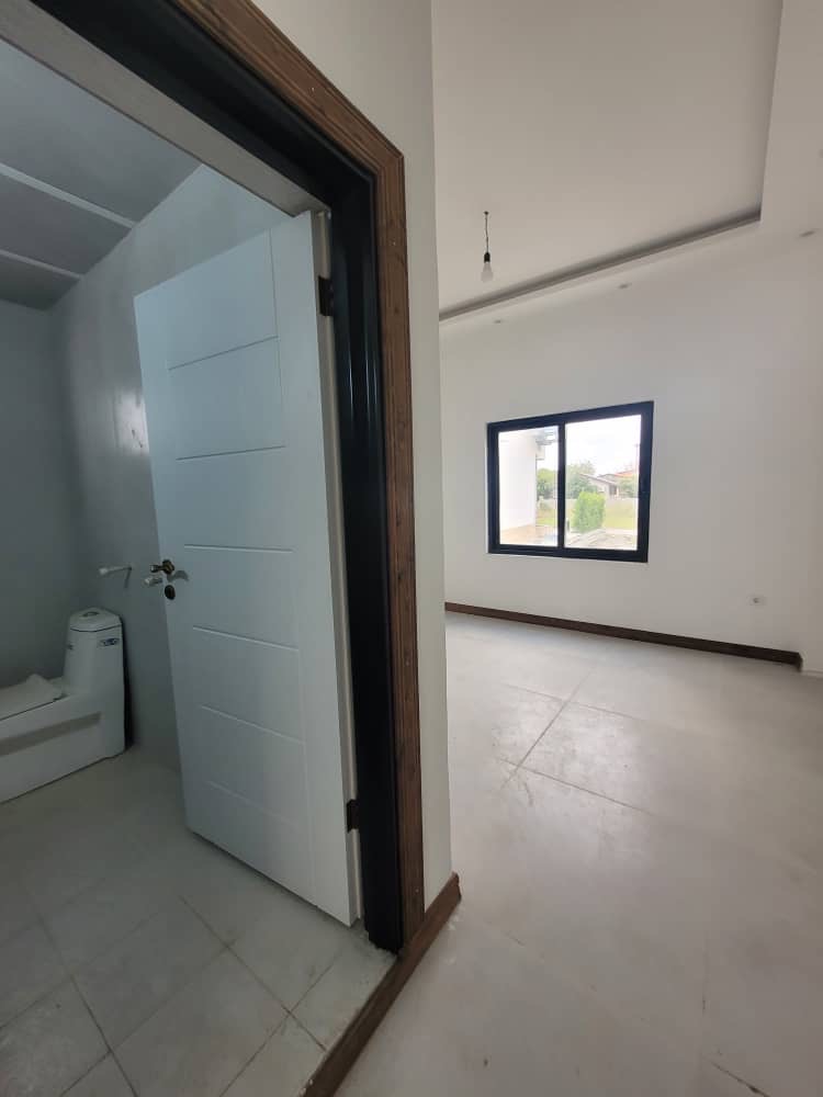 ویلای 300 متری شهرکی منطقه نور