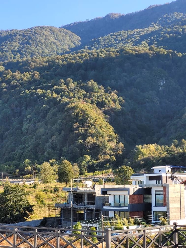 ویلای 800 متری دوبلکس نوساز داخل شهرک