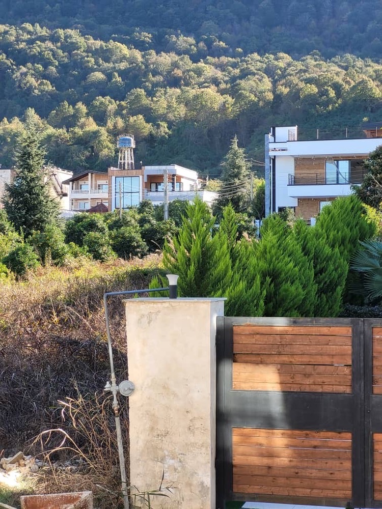 ویلای 800 متری دوبلکس نوساز داخل شهرک