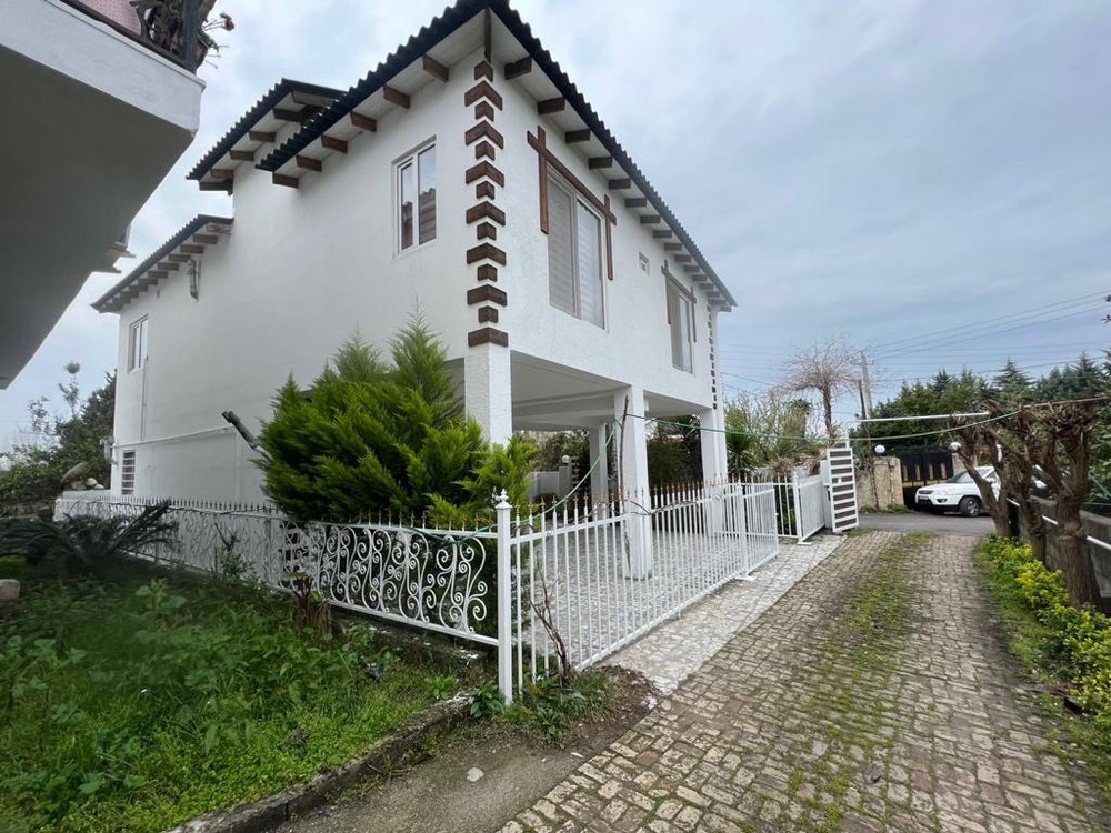 ویلای 270 متری تریپلکس ونوش