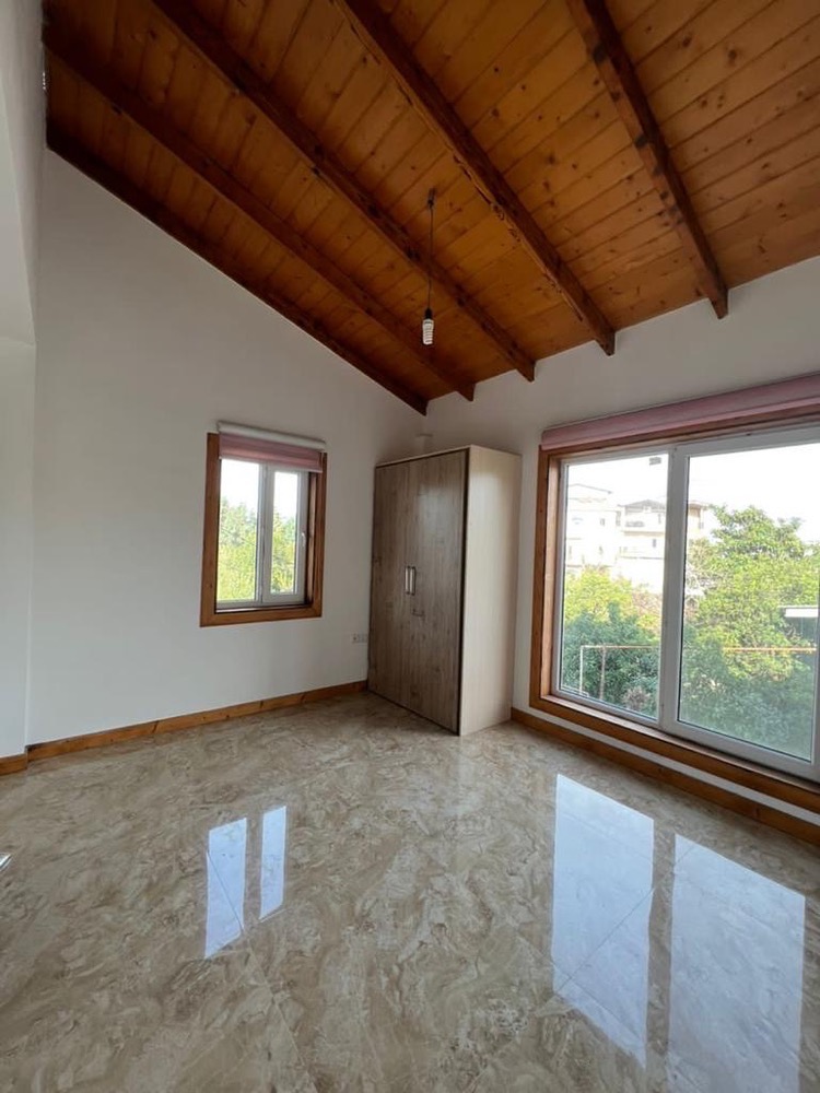 ویلای 270 متری تریپلکس ونوش